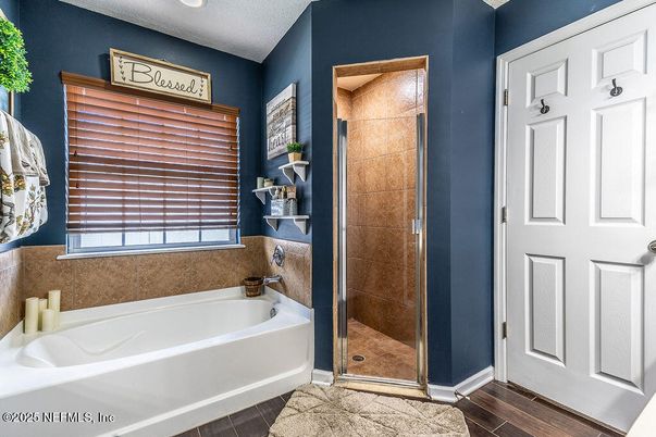 Bathroom, Interior, Recessed Lighting, Wood Texture Flooring