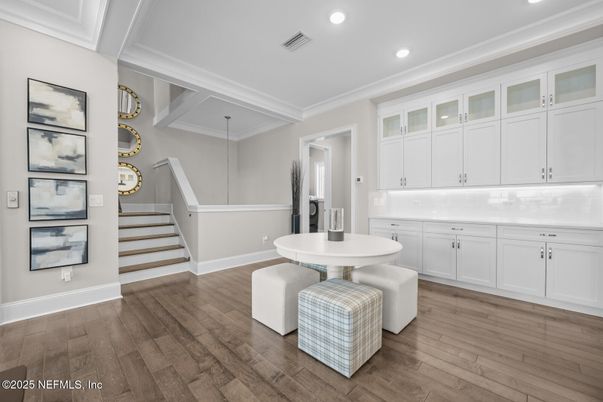 Interior, Recessed Lighting, Wood Texture Flooring