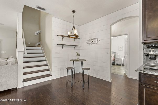 Interior, Pendant Lights, Wood Texture Flooring
