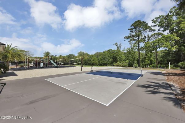 Exterior, Tennis Courts