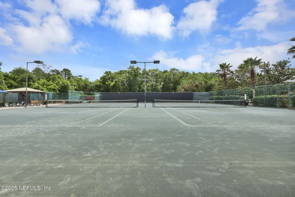 Exterior, Tennis Courts