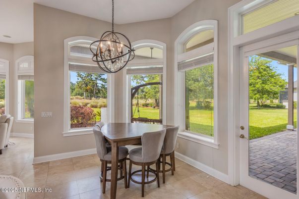 Chandelier, Dining room, Interior, Pendant Lights