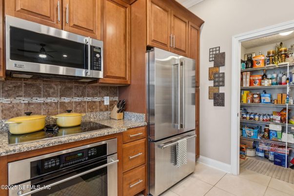 Interior, Kitchen, Stainless Steel Appliances