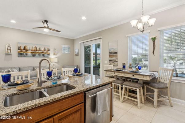 Dining room, Interior, Kitchen, Pendant Lights, Recessed Lighting