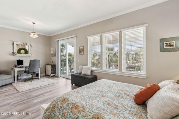 Bedroom, Home Office, Interior, Pendant Lights, Wood Texture Flooring