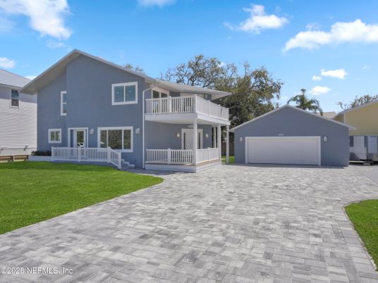 Backyard, Detached Garage, Exterior