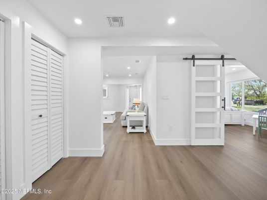 Interior, Recessed Lighting, Wood Texture Flooring