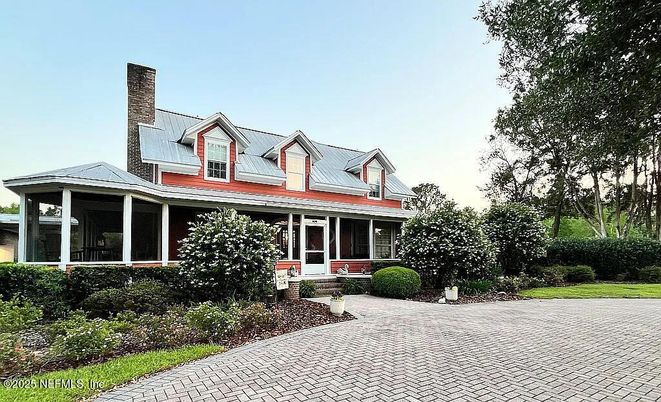 Exterior, Facade, Cape Cod