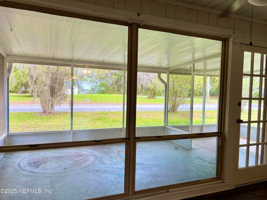 Empty room, Interior, Sun Room