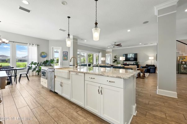 Dining room, Interior, Kitchen, Pendant Lights, Recessed Lighting, Wood Texture Flooring
