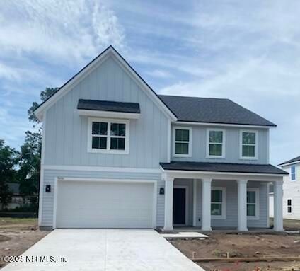 Attached, Exterior, Facade, Farmhouse