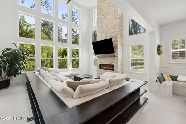 Fireplace, Interior, Living room