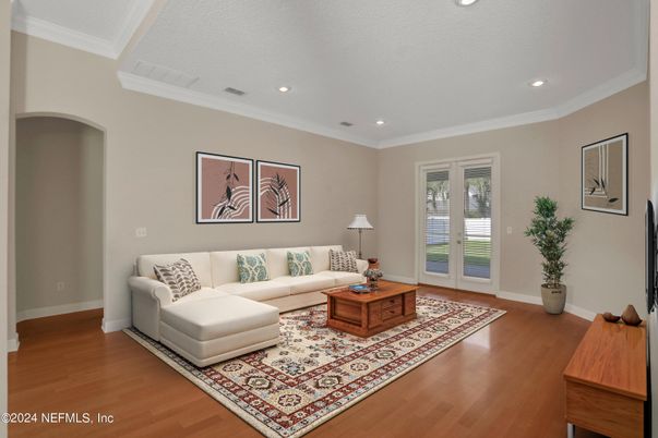 Interior, Living room, Recessed Lighting, Wood Texture Flooring
