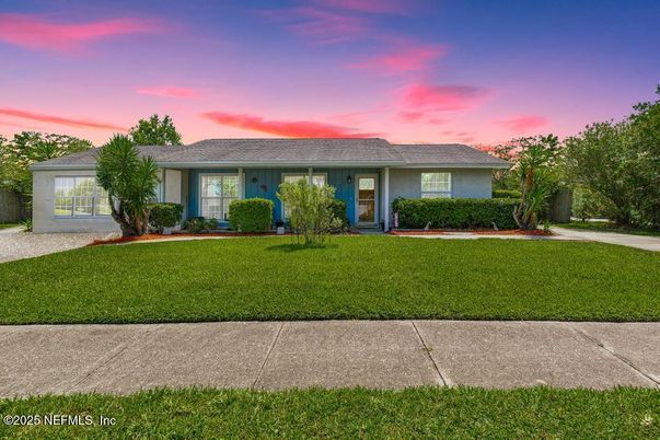 Attached, Backyard, Exterior, Facade, Ranch