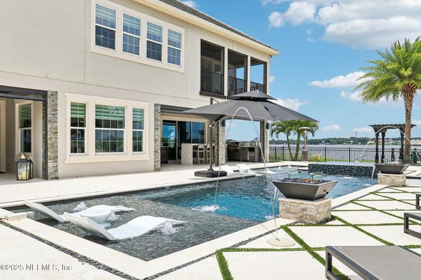 Exterior, Pool, Water