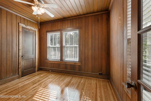 Empty room, Interior, Wooden Ceilings, Wood Texture Flooring, Wooden Walls