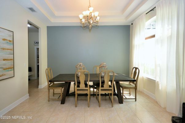 Chandelier, Dining room, Interior