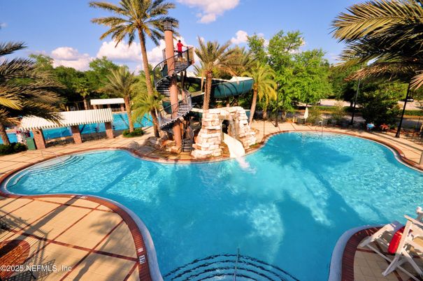 Exterior, Playground, Pool