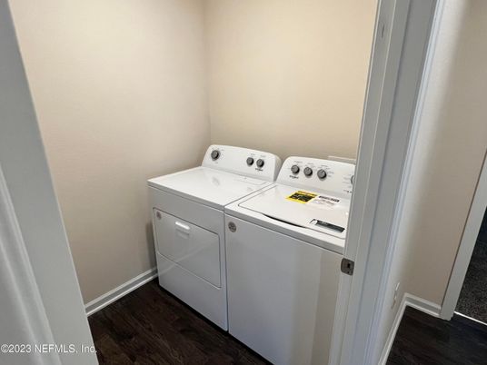 Interior, Utility Closets, Washer, Wood Texture Flooring
