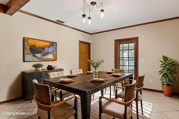 Dining room, Interior, Pendant Lights