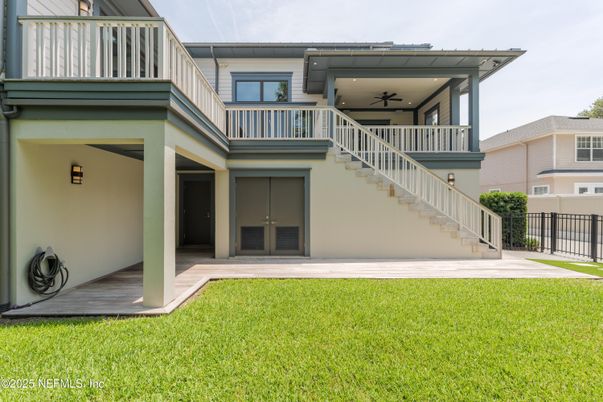 Backyard, Exterior