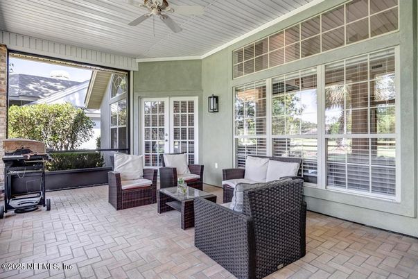 Exterior, Sun Room