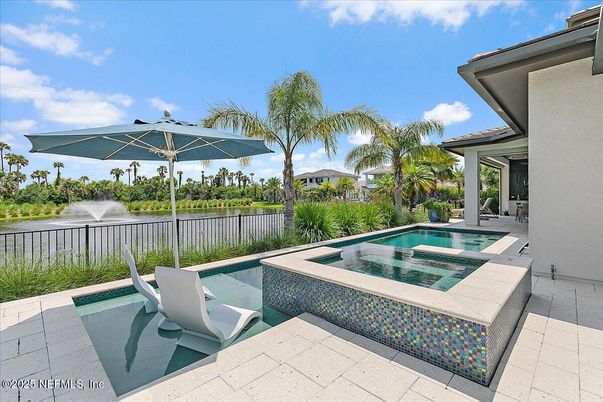 Exterior, Pool, Water