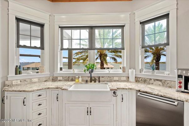 Interior, Kitchen, Water
