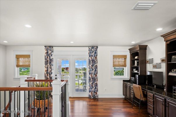 Home Office, Interior, Recessed Lighting, Wood Texture Flooring
