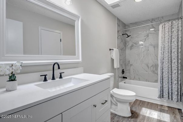 Bathroom, Interior, Marble Walls, Recessed Lighting, Wood Texture Flooring
