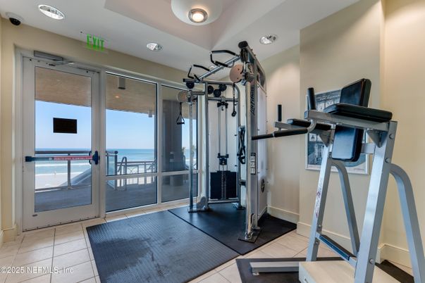 Fitness Equipment, Interior, Recessed Lighting, Water