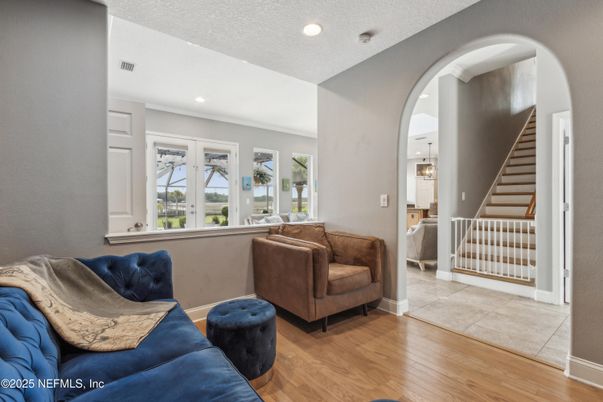 Interior, Living room, Recessed Lighting, Wood Texture Flooring