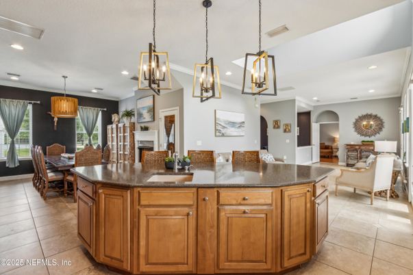 Dining room, Fireplace, Interior, Pendant Lights, Recessed Lighting