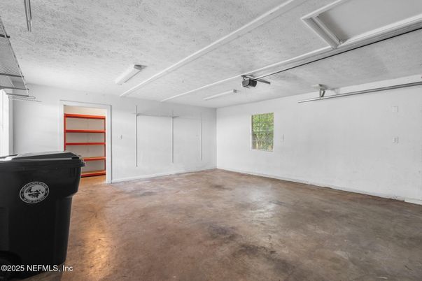 Garage, Interior