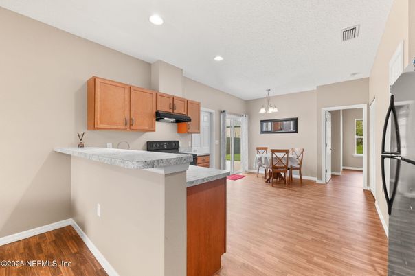 Dining room, Interior, Kitchen, Pendant Lights, Recessed Lighting, Wood Texture Flooring