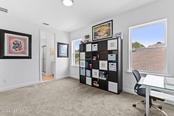 Home Office, Interior
