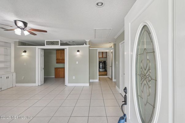 Empty room, Interior, Washer