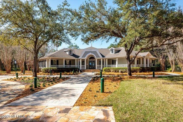 Backyard, Exterior, Facade, Ranch