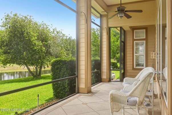 Interior, Sun Room, Water