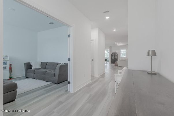 Interior, Recessed Lighting, Wood Texture Flooring