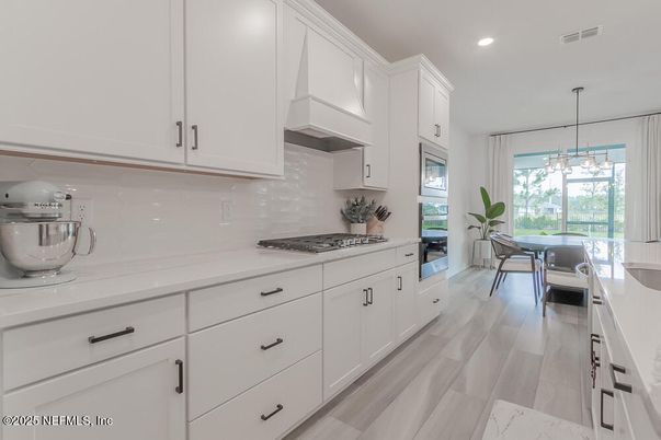 Dining room, Interior, Kitchen, Pendant Lights, Recessed Lighting, Wood Texture Flooring