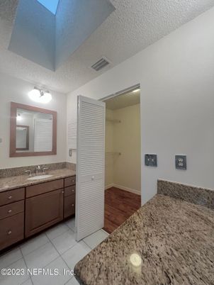 Bathroom, Interior, Walk-in Closets, Wood Texture Flooring
