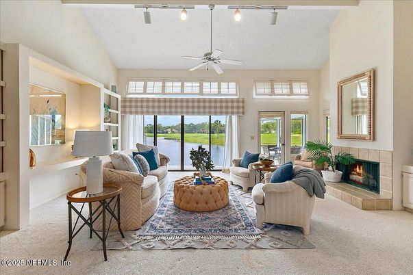 Fireplace, Interior, Living room, Water