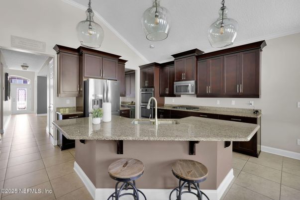 Interior, Kitchen, Pendant Lights, Stainless Steel Appliances