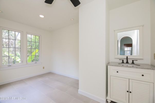 Bathroom, Empty room, Interior, Recessed Lighting