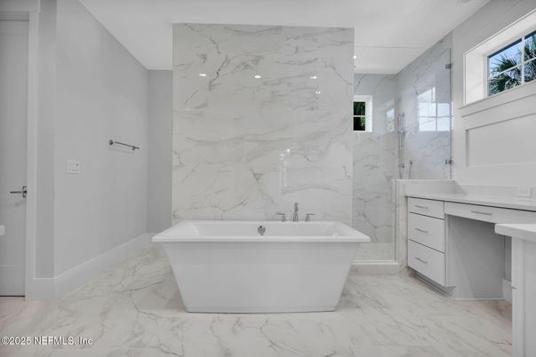 Bathroom, Free Standing Baths, Interior, Marble, Marble Walls