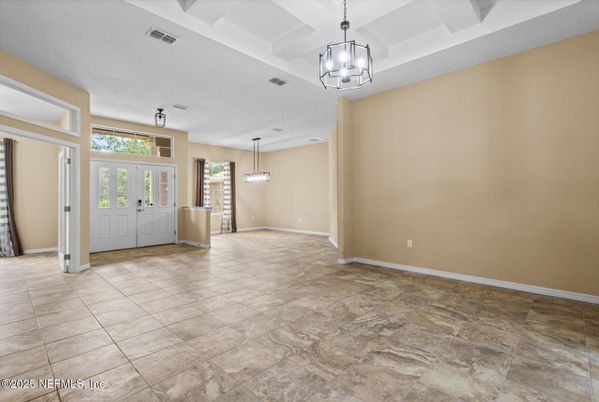 Empty room, Interior, Pendant Lights