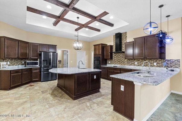 Interior, Kitchen, Pendant Lights, Recessed Lighting, Wooden Beams