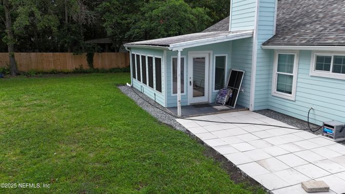 Backyard, Exterior