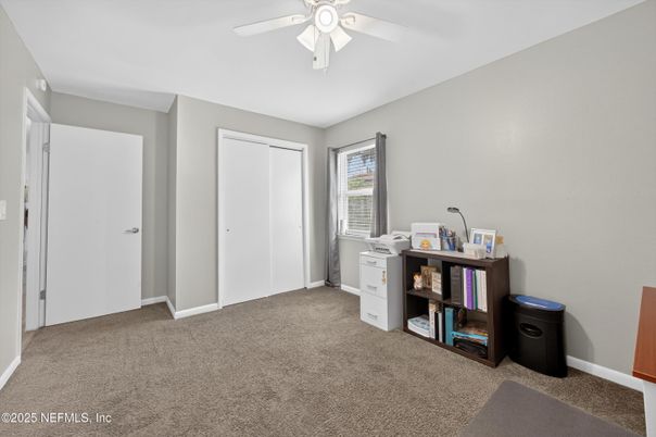 Home Office, Interior